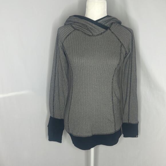 Lululemon black and grey herringbone think fast hoodie size 4 - Picture 2 of 10